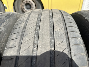 215/50R17 Michelin Primacy 4 (5 foto / 9)
