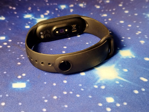 Xiaomi Mi Band 5 (5 foto / 5)