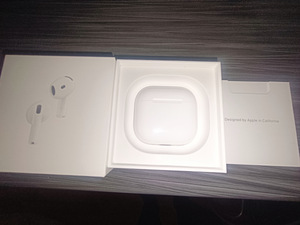 Apple airpods 4 с шумоподавлением (2 фото из 3)