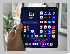 HONOR Magic V3 (2 foto / 2)
