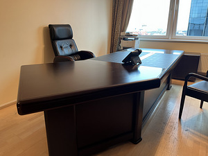 Kvaliteetne kontorimööbel (kasutatud) tasuta (1 foto / 4)