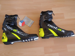 BOTAS Carbon - Ботинки для лыжероллеров и беговых лыж