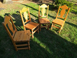 Väga ilusad antiiksed puidust toolid - 4tk
