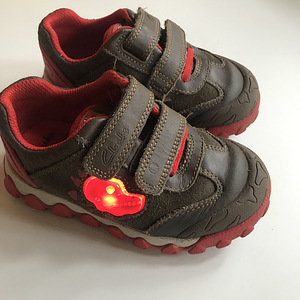 Clarks soojustatud nahast saapad (2 foto / 3)