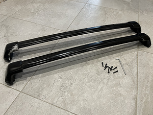 Katuseraamid Honda CR-V 2012-2018 (5 foto / 7)
