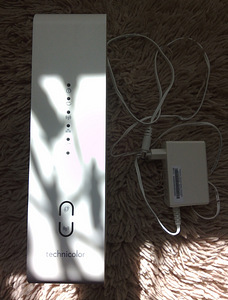 Modem/Ruuter ,Dual WiFi Technicolor CGA2121 (3 foto / 6)