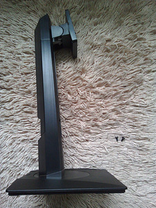 Uus jalg MAG-274R MSI mängumonitori (5 foto / 9)