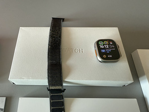 Apple Watch Ultra (49 мм, GPS + Cellular) – оригинал, счёт (10 фото из 10)
