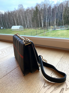 BURBERRY uus käekott (3 foto / 4)