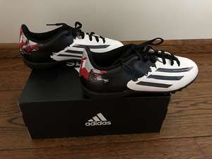 Adidas kunstmuru jalka putsad 36 2/3 (1 foto / 2)