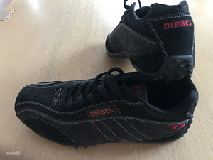 Новые ботинки Diesel 43/44 (2 фото из 3)