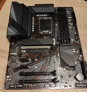 Gigabyte Z690 UD AX LGA 1700 ATX (1 foto / 5)