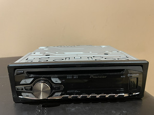 Pioneer DEH-4400BT bluetooth спикерфон