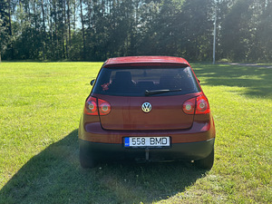 Volkswagen Golf 5 2.0tdi 103kw 2004 avtomat (8 foto / 10)