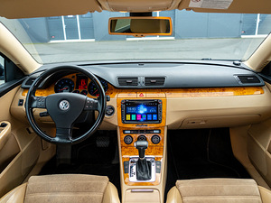 Volkswagen Passat Highline 2.0 110KW (7 foto / 12)