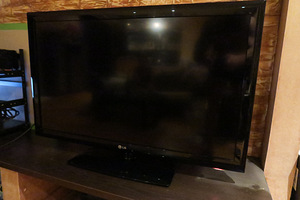 LG tv 42” Full HD (1 foto / 4)