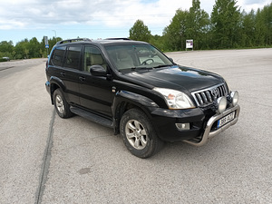 Toyota Land Cruiser 120 (2 foto / 6)