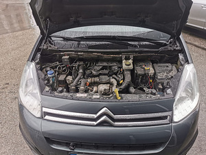 CITROEN BERLINGO N1 1.6, 68 kW, 2015 (5 foto / 10)