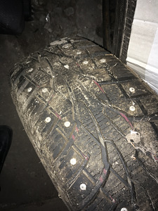 185/65/R15 Talverehvid, nagu uued 4tk (2 foto / 3)