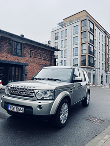 Land Rover Discovery 4 2011 3.0 180kw SDV6 HSE (1 foto / 11)
