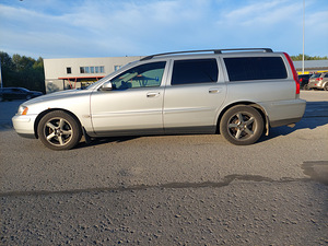 Продам Volvo V70 D5, 2006, 2.4TDI, (5 фото из 11)