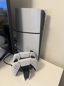 Sony PlayStation 5 Slim lisagarantiiga kuni 2028 (1 foto / 2)