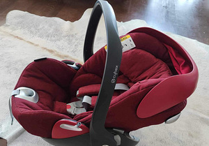 Безопасная люлька Cybex Cloud Plus Q (1 фото из 5)
