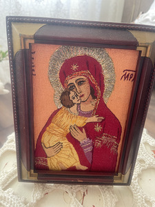 Икона (1 фото из 2)