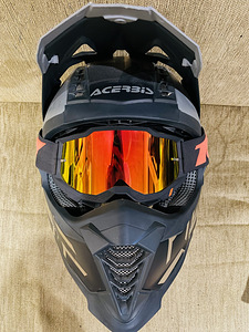Acerbis X-Racer VTR kiiver (L 58-60) + 100% Accuri 2 sõidupr (2 foto / 4)