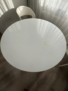 Ära anda söögilaud ja 2 tooli (6 foto / 6)