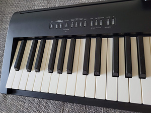 ROLAND FP-30X BK DIGITAALNE KLAVER (3 foto / 6)