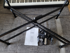 ROLAND FP-30X BK DIGITAALNE KLAVER (5 foto / 6)