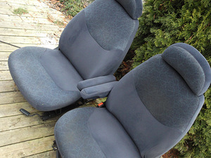 Ford Galaxy, VW Sharan, Alhambra esiiste, kapteniiste (5 foto / 7)