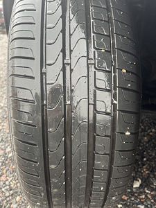 235/60/R18 Ainult Rehvid (10 foto / 10)
