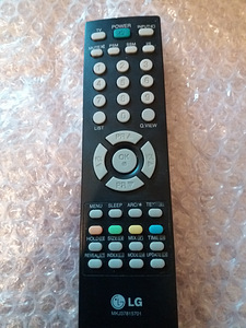 HD teler LG Flatron M198WA-BZ (4 foto / 4)