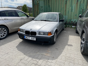 BMW 318 83KW, 1992