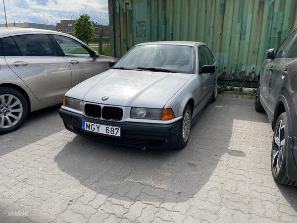 BMW 318 83KW (foto #1)