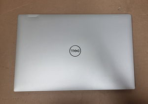 Dell Precision 5540 (1 foto / 5)