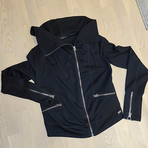 Calvin Klein jakk (1 foto / 2)