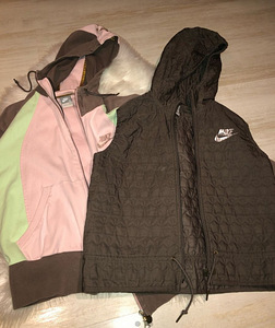 Nike толстовка (1 фото из 3)