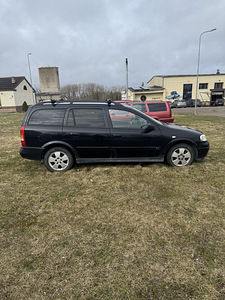 Opel Astra (4 фото из 14)