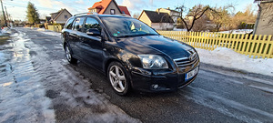 M: Toyota Avensis 2.2d (1 foto / 6)