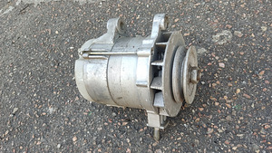 Elektrigeneraator GAZ, 14 V, 100 W (1 foto / 3)