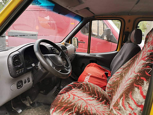 Ford Transit (4 foto / 6)