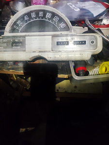 Продам автозапчасти для ГАЗ 21 (4 фото из 4)
