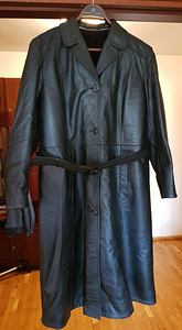 Nahkmantel s. 50
