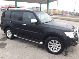 Mitsubishi Pajero (4 foto / 6)