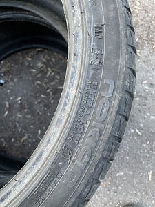 Nokian hakkapeliita r 245/40/18 MS (4 foto / 5)