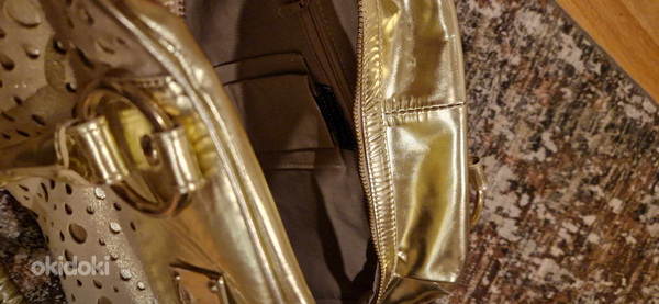 Золотая кожаная сумка новая (фото #3)