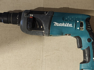 Makita HR2460 perforaator (1 foto / 2)